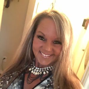 Meet your Posher, Brandy